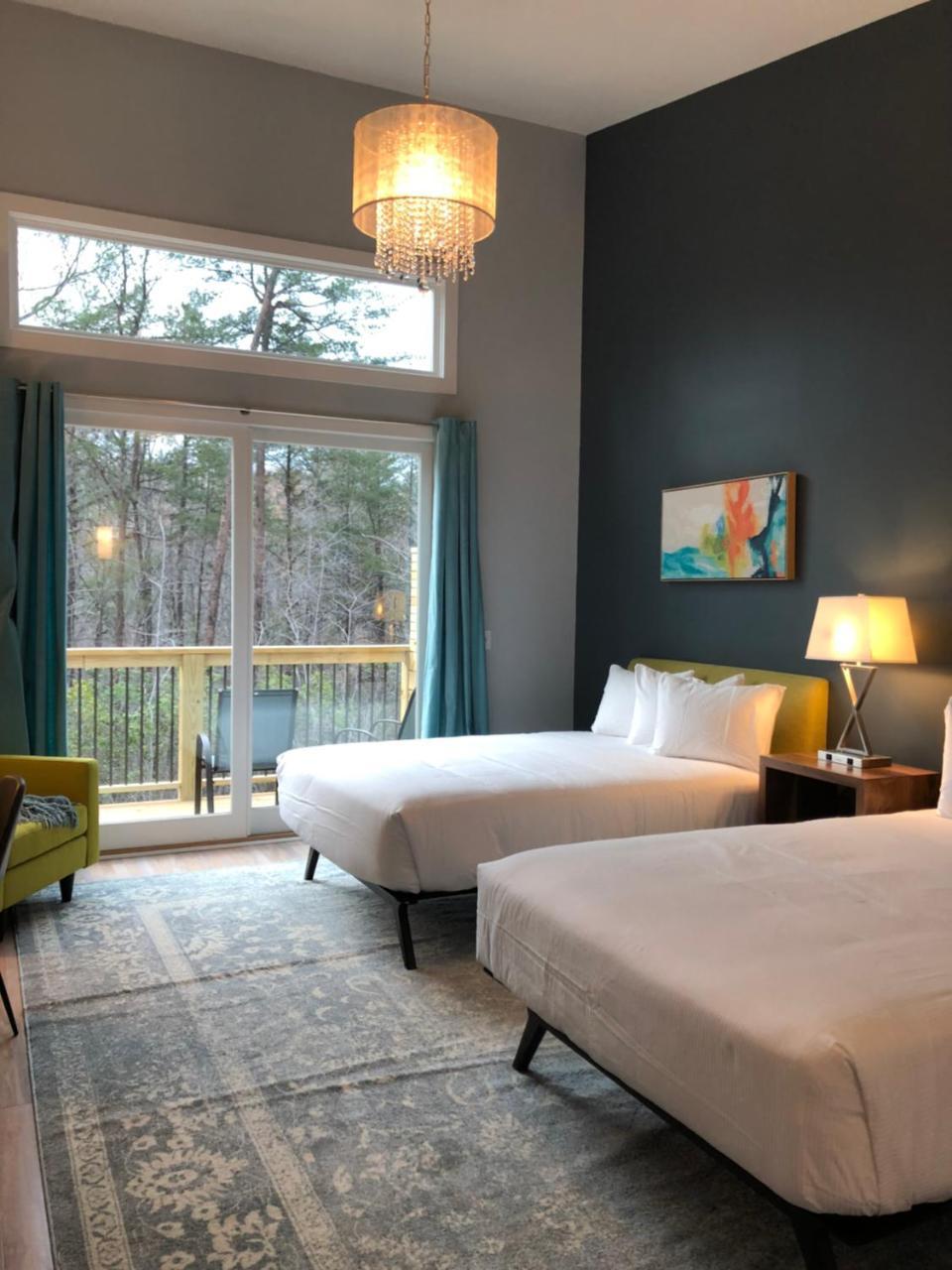 The Limelight Inn Далонега Экстерьер фото